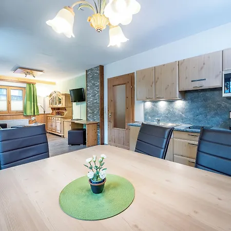 塔纳高山度假村 4* 迈尔霍芬