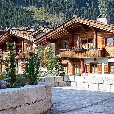 Aparthotel Alpenresort Thanner 4*