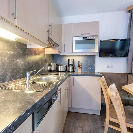 塔纳高山度假村 4* 迈尔霍芬