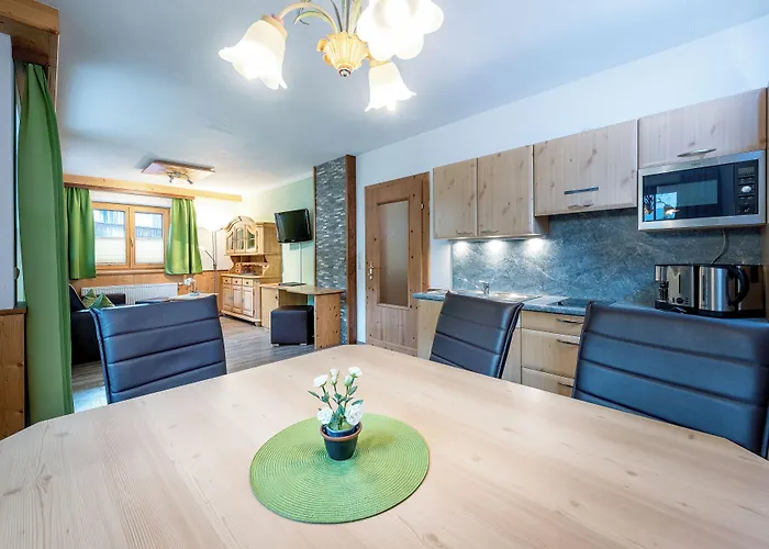 Alpenresort Thanner 4* Майрхофен