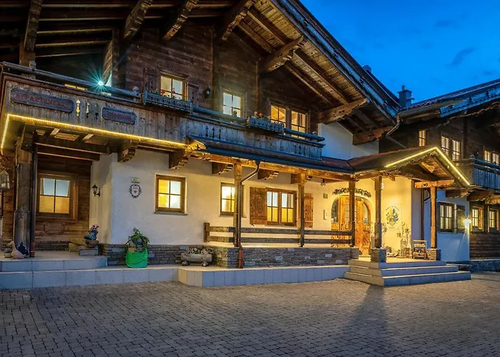 Alpenresort Thanner מלון דירות 4*